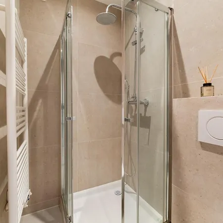 Imhost 6 - Charming Batignolles * Paris