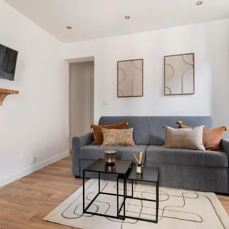 Imhost 6 - Charming Batignolles Apartment *