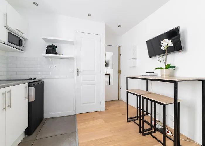 Imhost 6 - Charming Batignolles * باريس